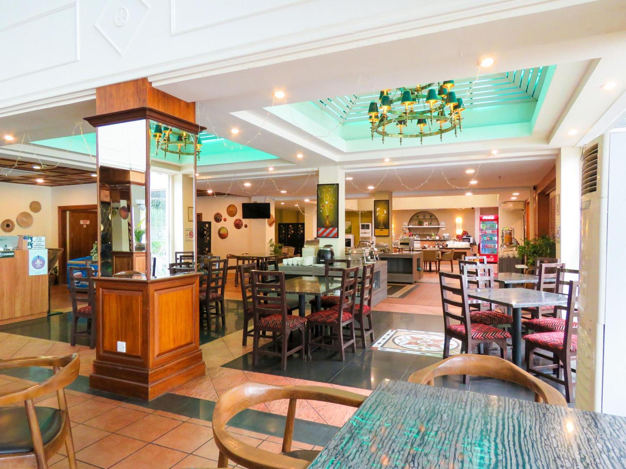 Starlodge Kampong Jerudong Exterior foto