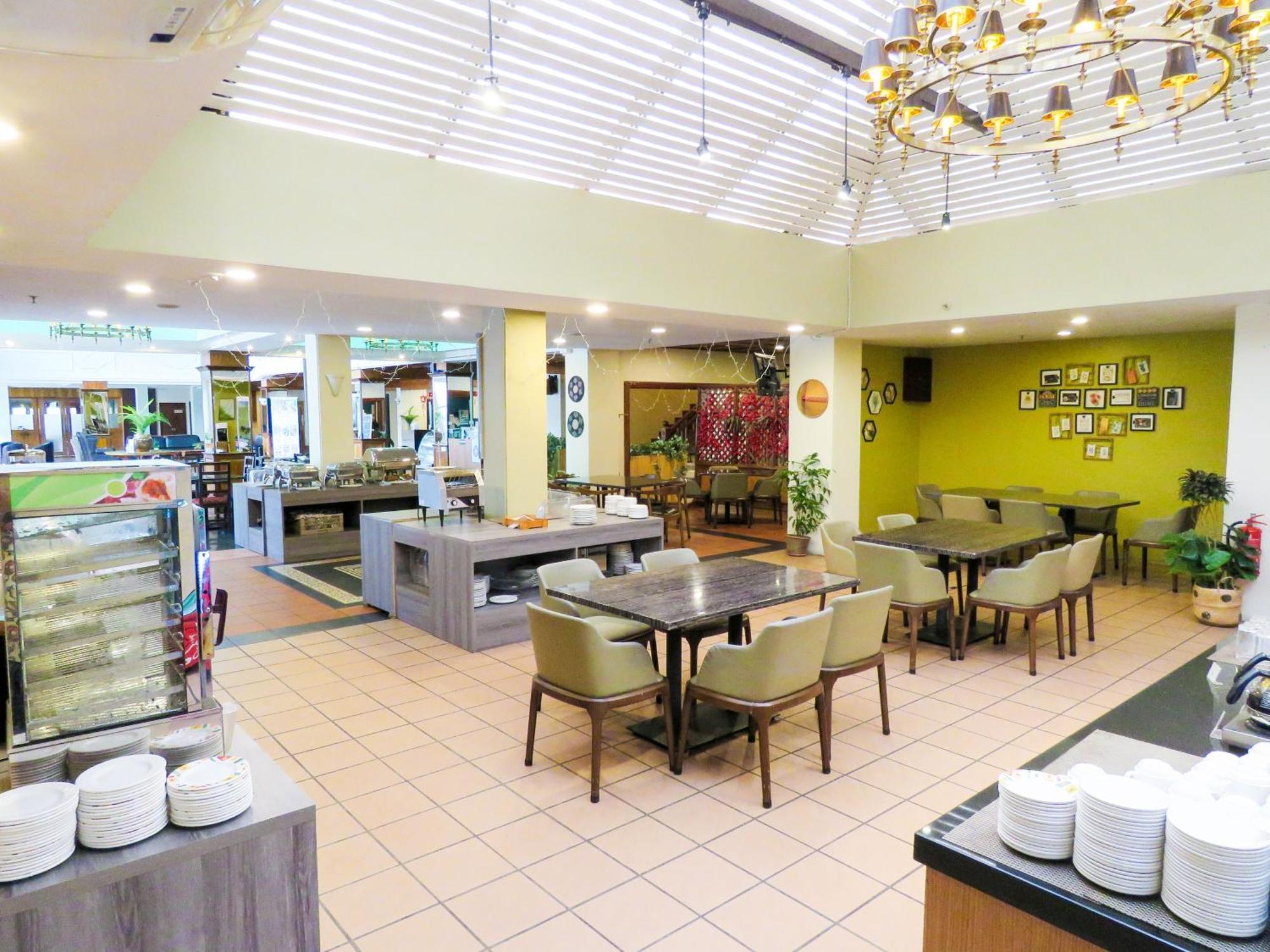 Starlodge Kampong Jerudong Exterior foto